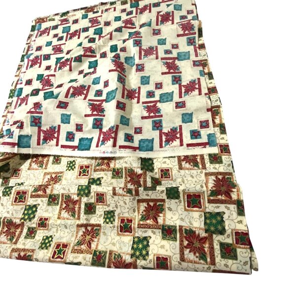 David Textiles Christmas Fabric Remnant 72" x 42" Poinsettia Holly Leaves Stars - Picture 4 of 4